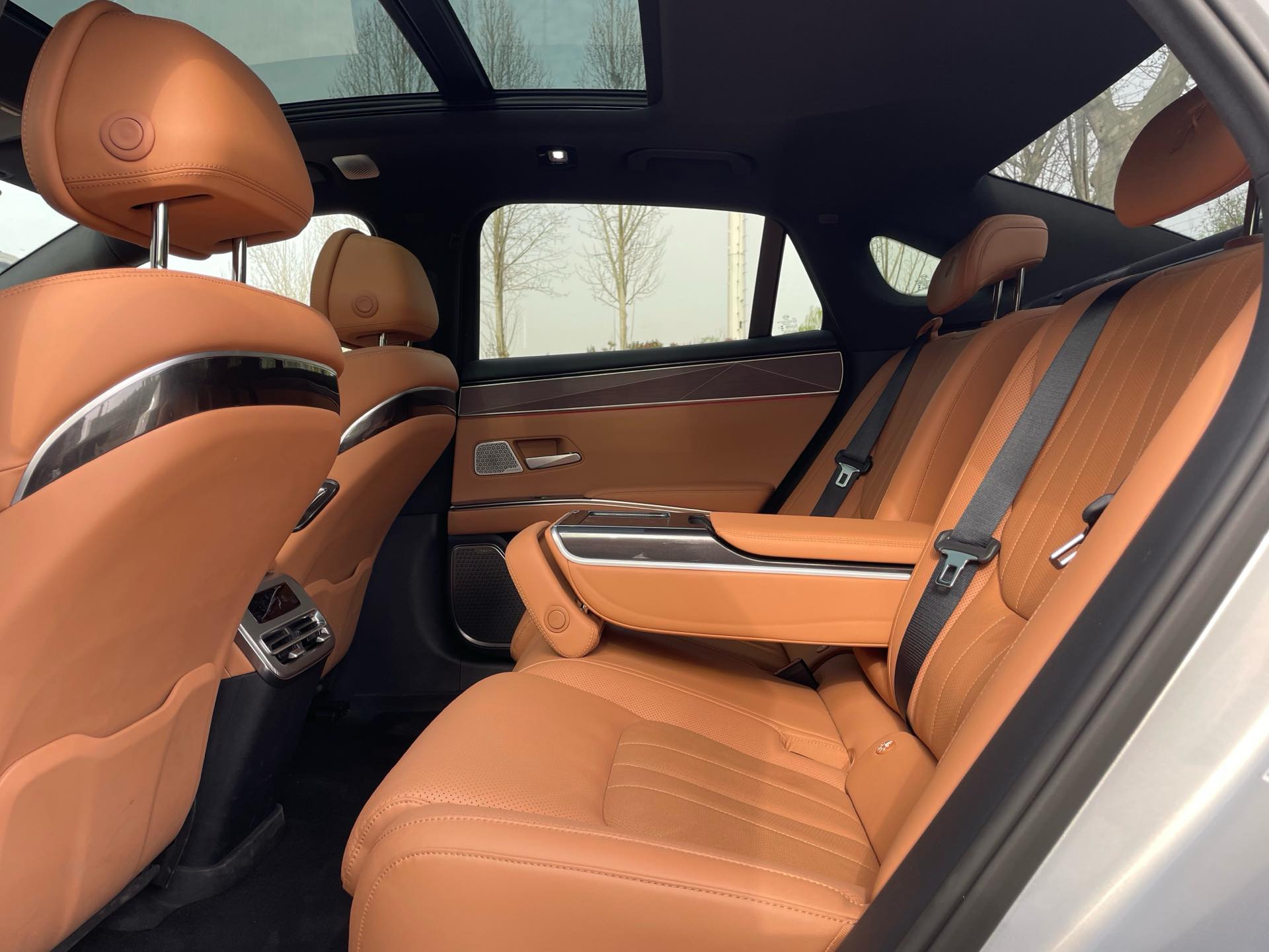 BYD HanL 2025 car image #5