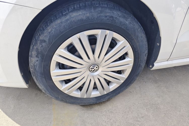 Volkswagen Polo 2018 صورة سيارة #9