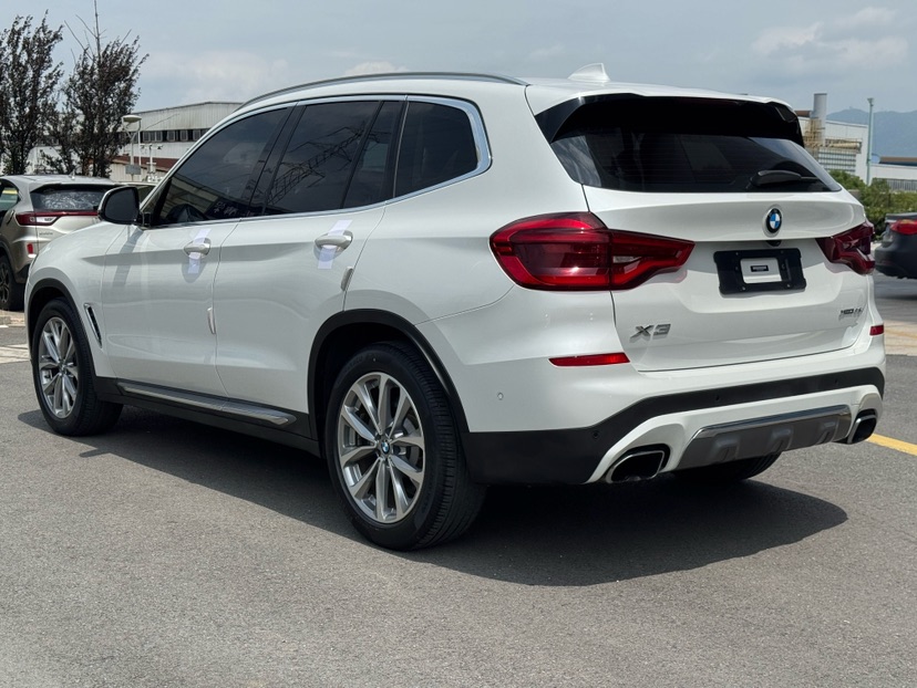 BMW X3 2020 car image #8