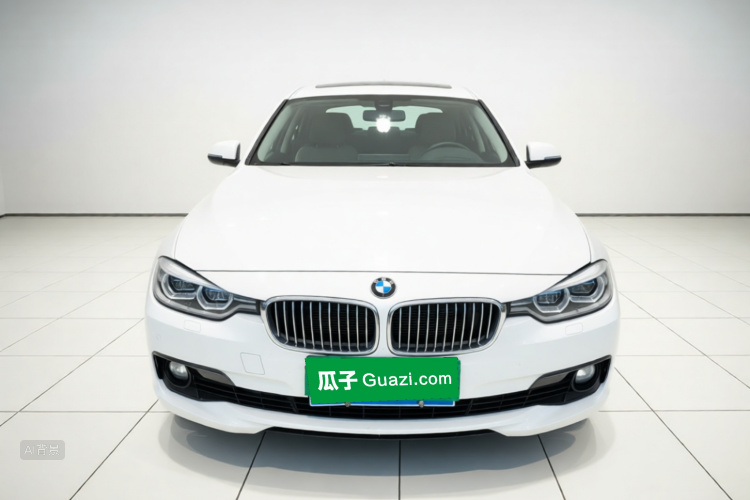 BMW 3 Series 2018 car image #3