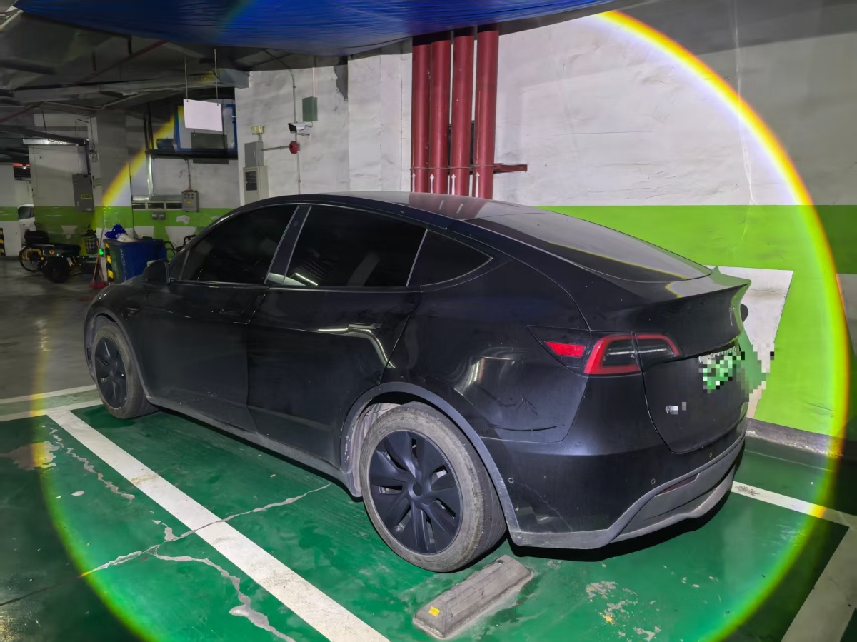Tesla Model Y 2024 #5 Tesla Model Y 2024 immagine di auto #5