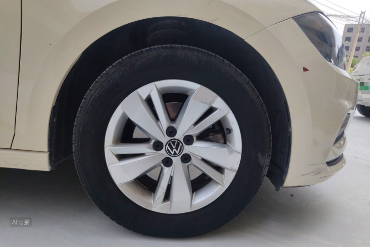 Volkswagen Polo 2023 car image #9