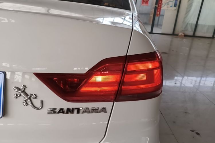 Volkswagen Santana 2019 car image #8