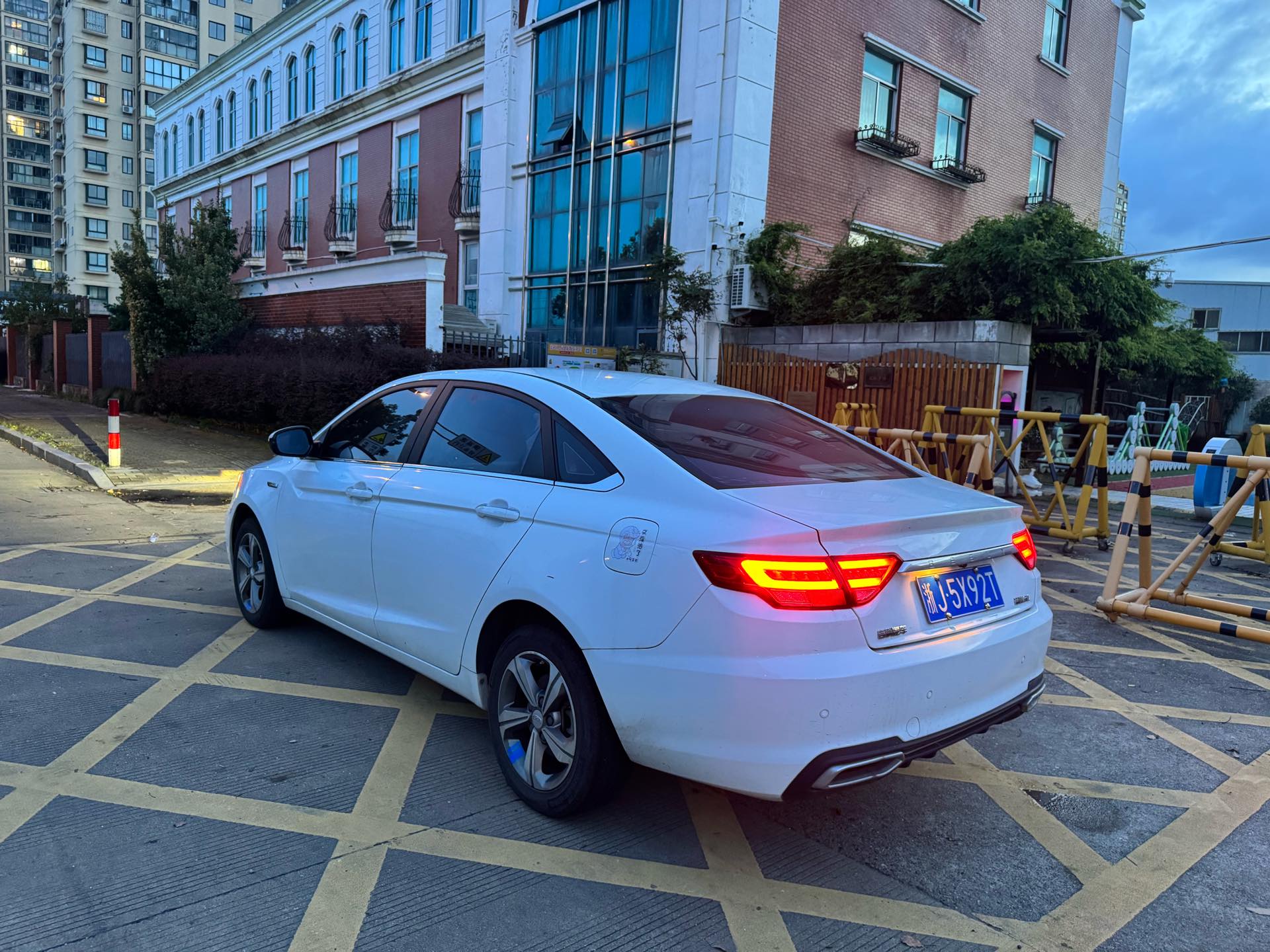 GEELY Emgrand GL 2019 imagem de carro #4