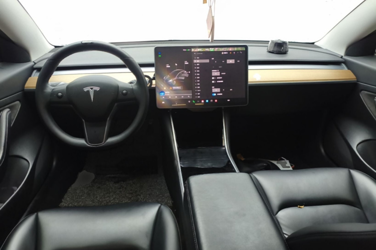 Tesla Model 3 2020 #10 Tesla Model 3 2020 car image #10