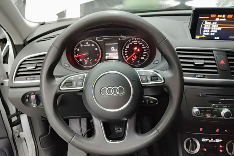 Audi Q3 2015 #11 Audi Q3 2015 immagine di auto #11