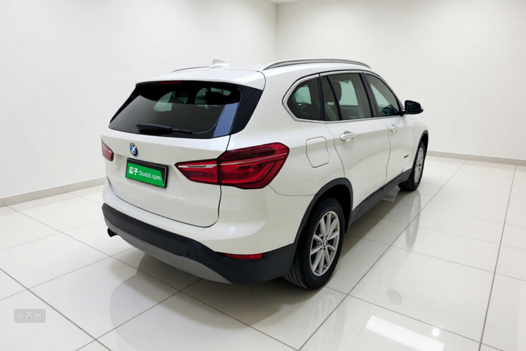 BMW X1 2017 #7 BMW X1 2017 immagine di auto #7