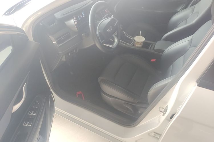 GEELY Emgrand 2021 #12 GEELY Emgrand 2021 car image #12