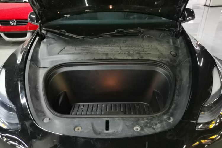 Tesla Model Y 2023 #20 Tesla Model Y 2023 car image #20