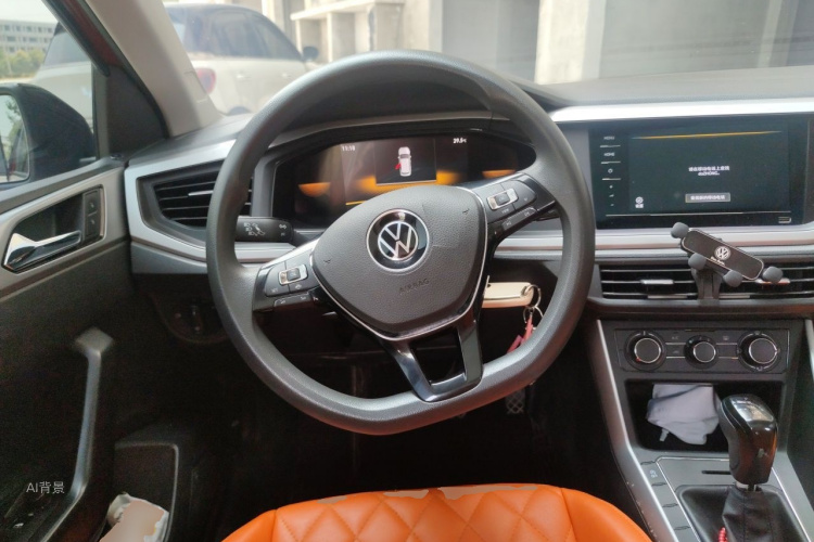 Volkswagen Polo 2023 car image #12