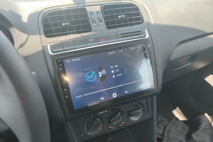 Volkswagen Polo 2017 #13 Volkswagen Polo 2017 car image #13