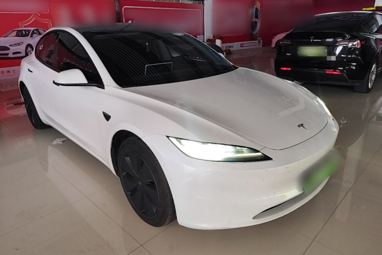 Tesla Model 3 2024 #4 Tesla Model 3 2024 car image #4