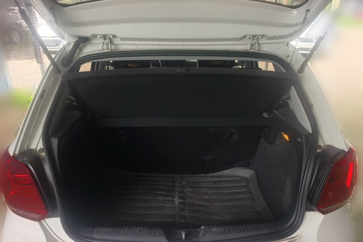 Volkswagen Polo 2016 #21 Volkswagen Polo 2016 car image #21