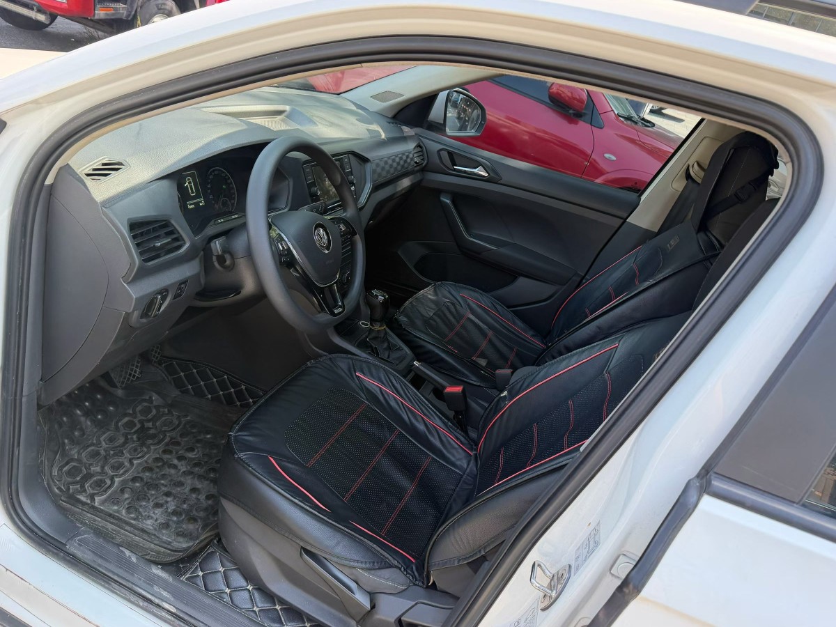 Volkswagen T-Cross 2019 car image #5