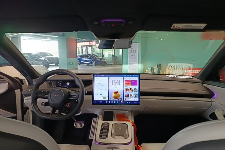 MI SU7 2024 car image #10