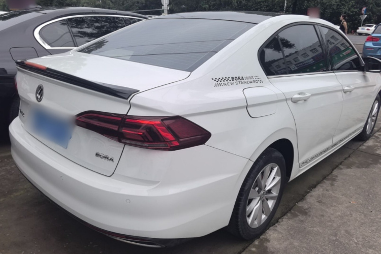 Volkswagen Bora 2018 car image #7