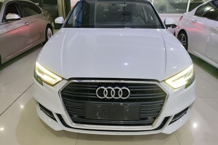 Audi A3 2019 #3 Audi A3 2019 car image #3