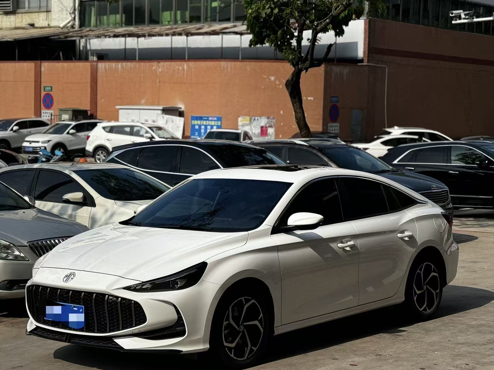 MG 5 2025 car image 