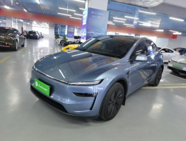 Tesla Model Y 2025 Tesla Model Y 2025 immagine di auto