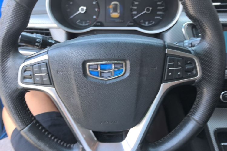GEELY Emgrand GS 2017 car image #11