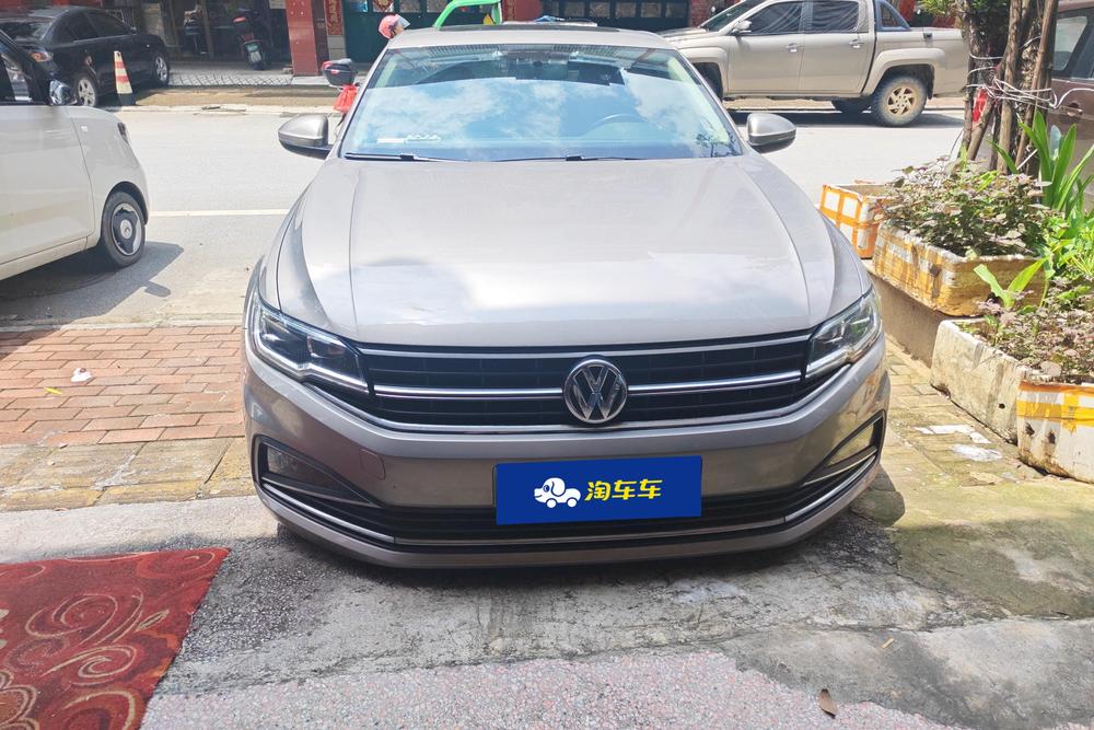 Volkswagen Bora 2020 car image #2