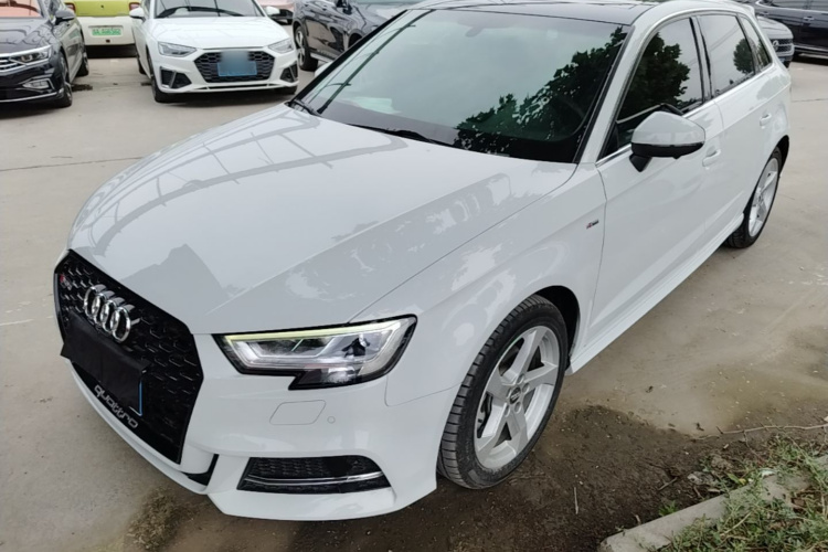 Audi A3 2020 immagine di auto #2