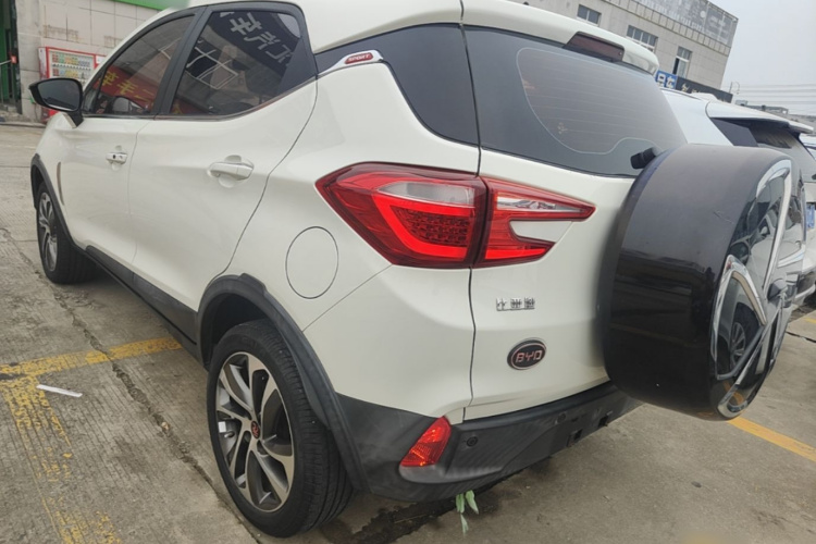 BYD Yuan 2018 #7 BYD Yuan 2018 car image #7