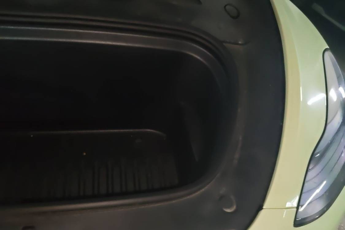 Tesla Model Y 2024 #12 Tesla Model Y 2024 car image #12