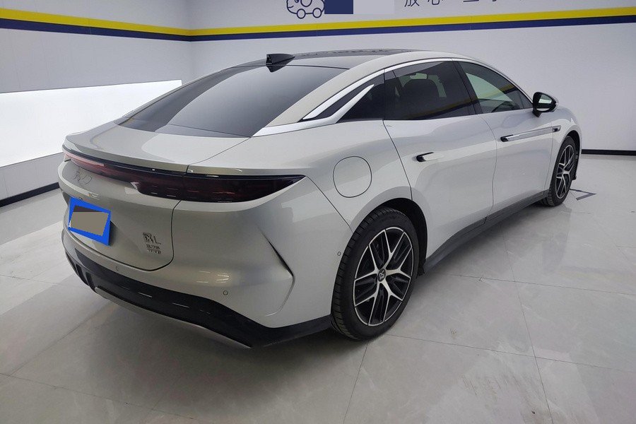 BYD HanL 2025 #8 BYD HanL 2025 صورة سيارة #8