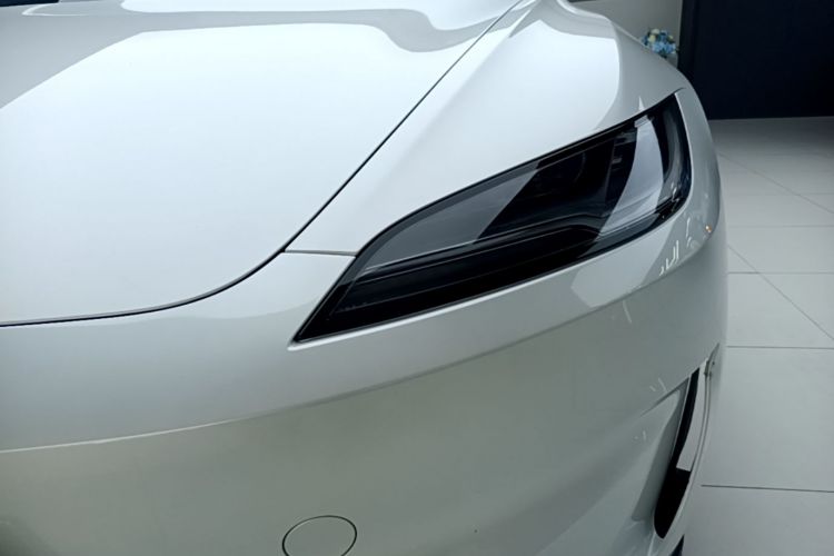 Tesla Model 3 2024 #23 Tesla Model 3 2024 immagine di auto #23