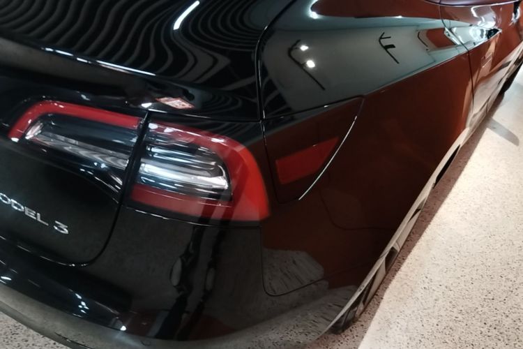 Tesla Model 3 2021 car image #8
