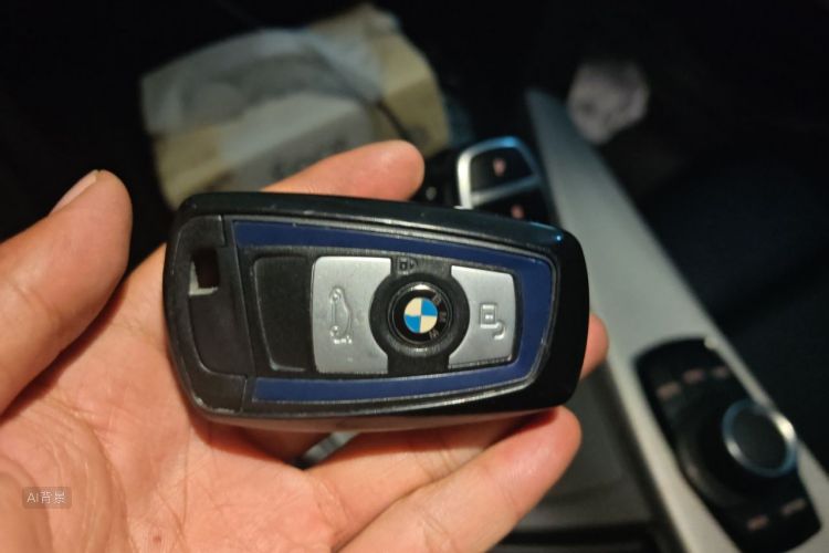 BMW 3 Series 2018 #10 BMW 3 Series 2018 car image #10
