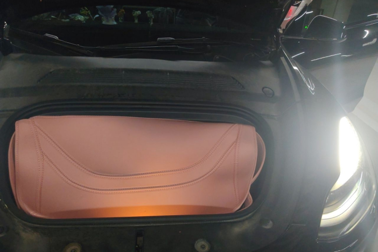 Tesla Model Y 2024 car image #26