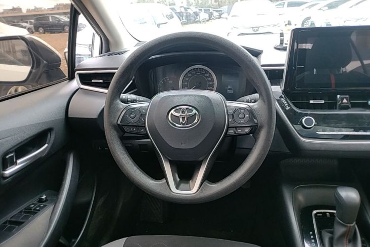 Toyota Corolla 2023 car image #12