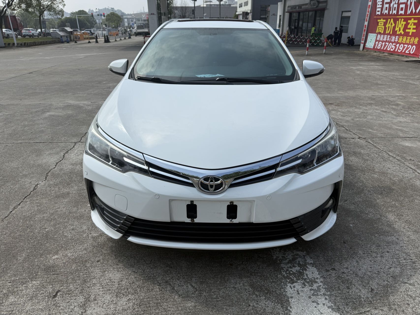 Toyota Corolla 2017 car image #2
