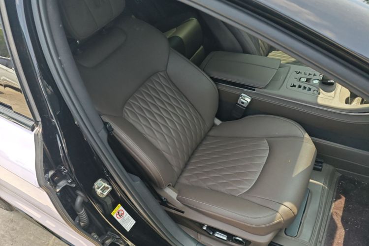 BYD Han 2024 #24 BYD Han 2024 immagine di auto #24