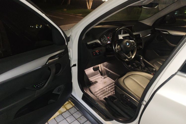 BMW X1 2017 #13 BMW X1 2017 car image #13