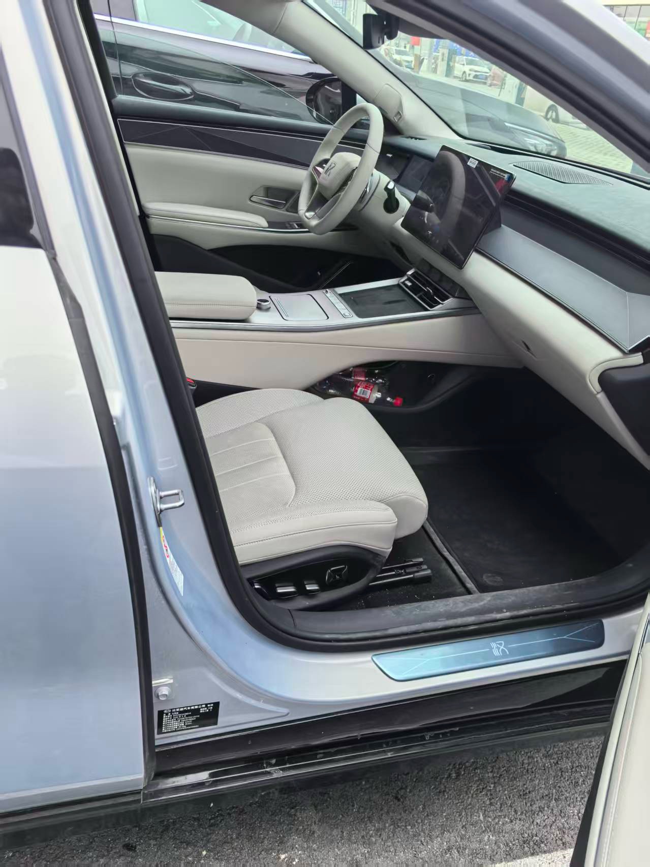 比亚迪 汉L 2025 汽车图片 #4