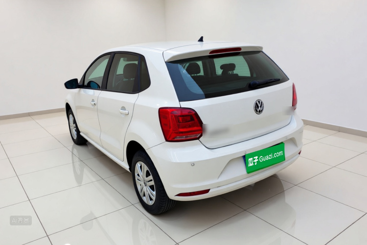 Volkswagen Polo 2018 car image #5
