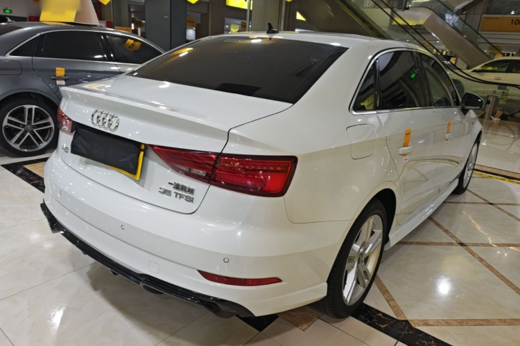 Audi A3 2019 #7 Audi A3 2019 car image #7