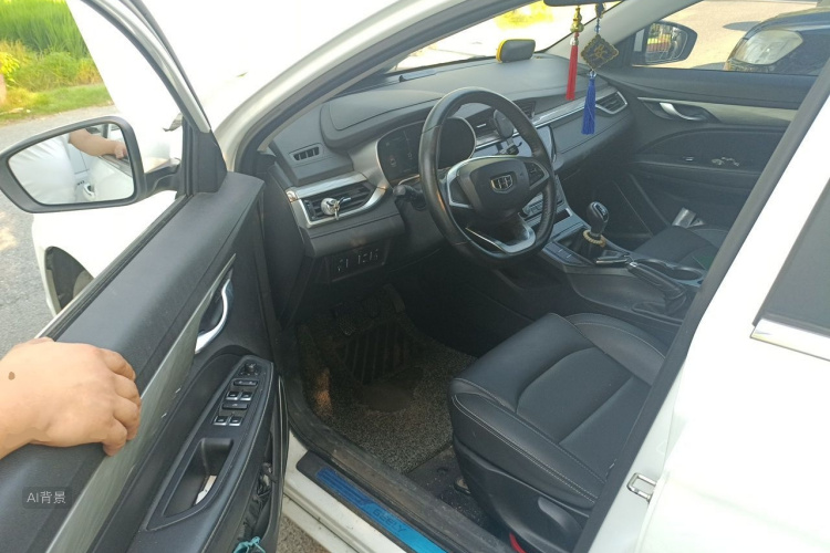 GEELY Emgrand 2019 car image #18