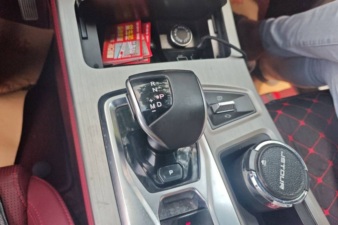 Jetour X70 PLUS 2022 #27 Jetour X70 PLUS 2022 car image #27