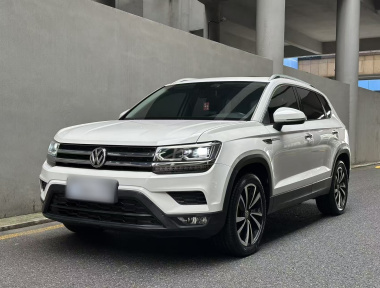 Volkswagen Tharu 2019 car image 
