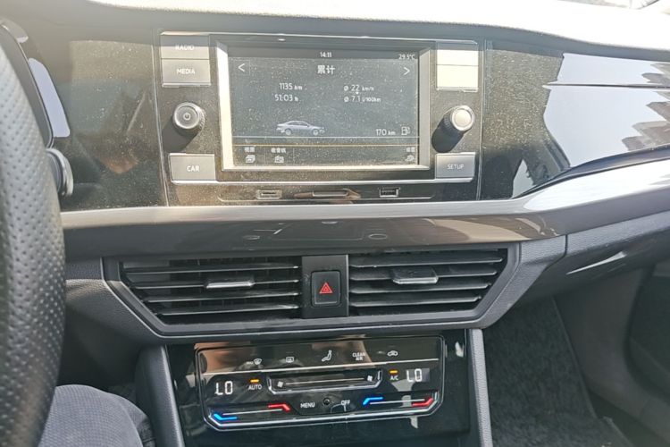 Volkswagen Bora 2019 car image #15