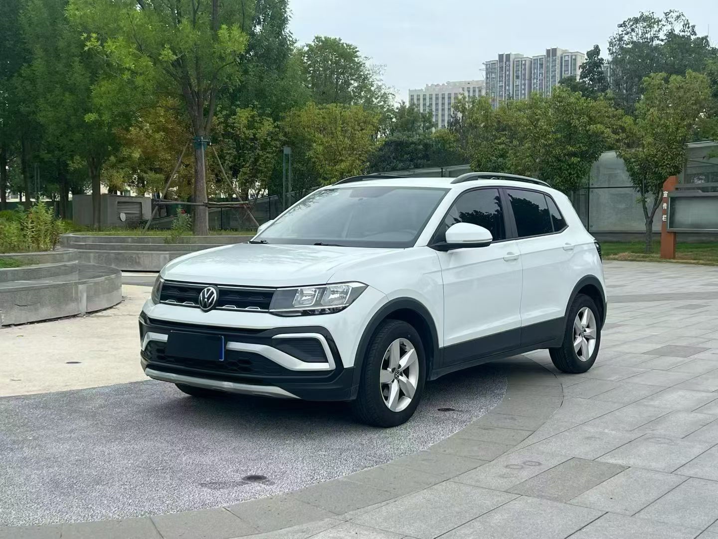 Volkswagen T-Cross 2024 Volkswagen T-Cross 2024 car image