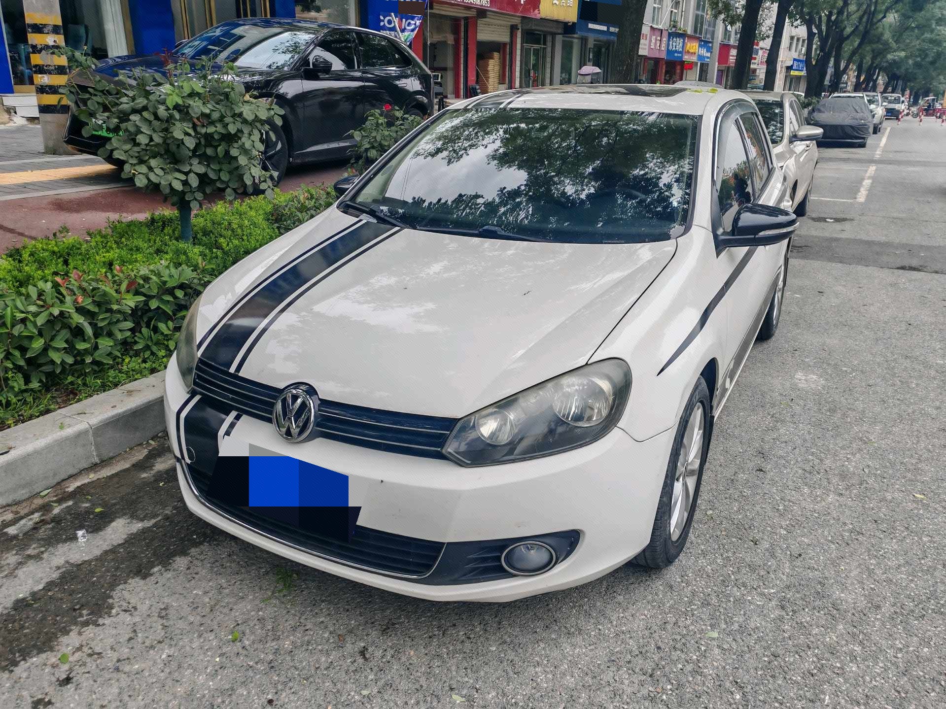 Volkswagen Golf 2014 car image 