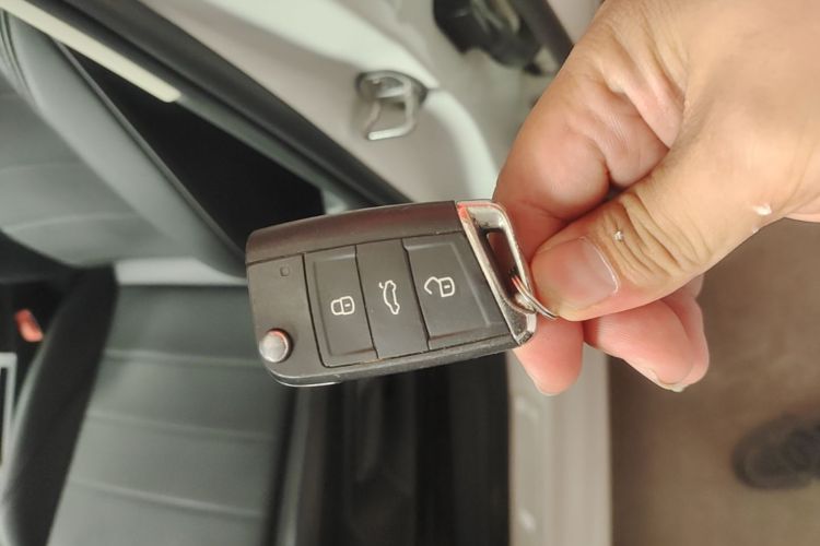 Volkswagen Lavida 2018 car image #9