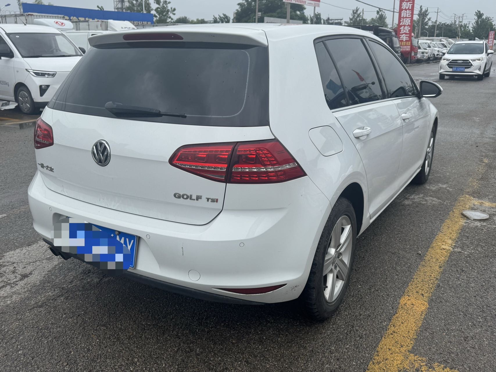 Volkswagen Golf 2015 car image #3
