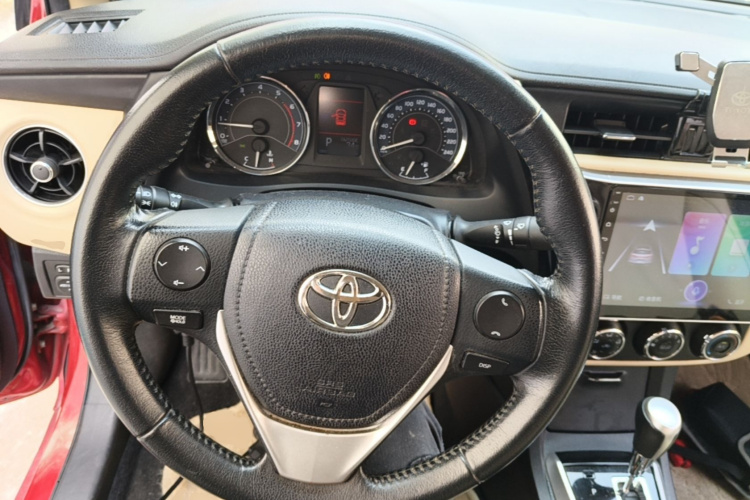 Toyota Corolla 2017 immagine di auto #11