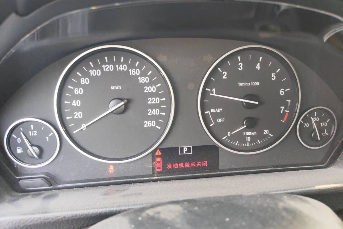 BMW 3 Series 2016 #26 BMW 3 Series 2016 immagine di auto #26